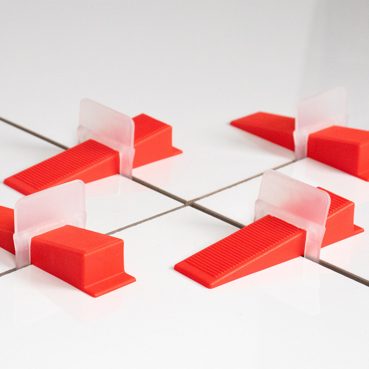 TekTools Tile Levelling System (Spacer Clips & Reusable Wedges & Pliers)