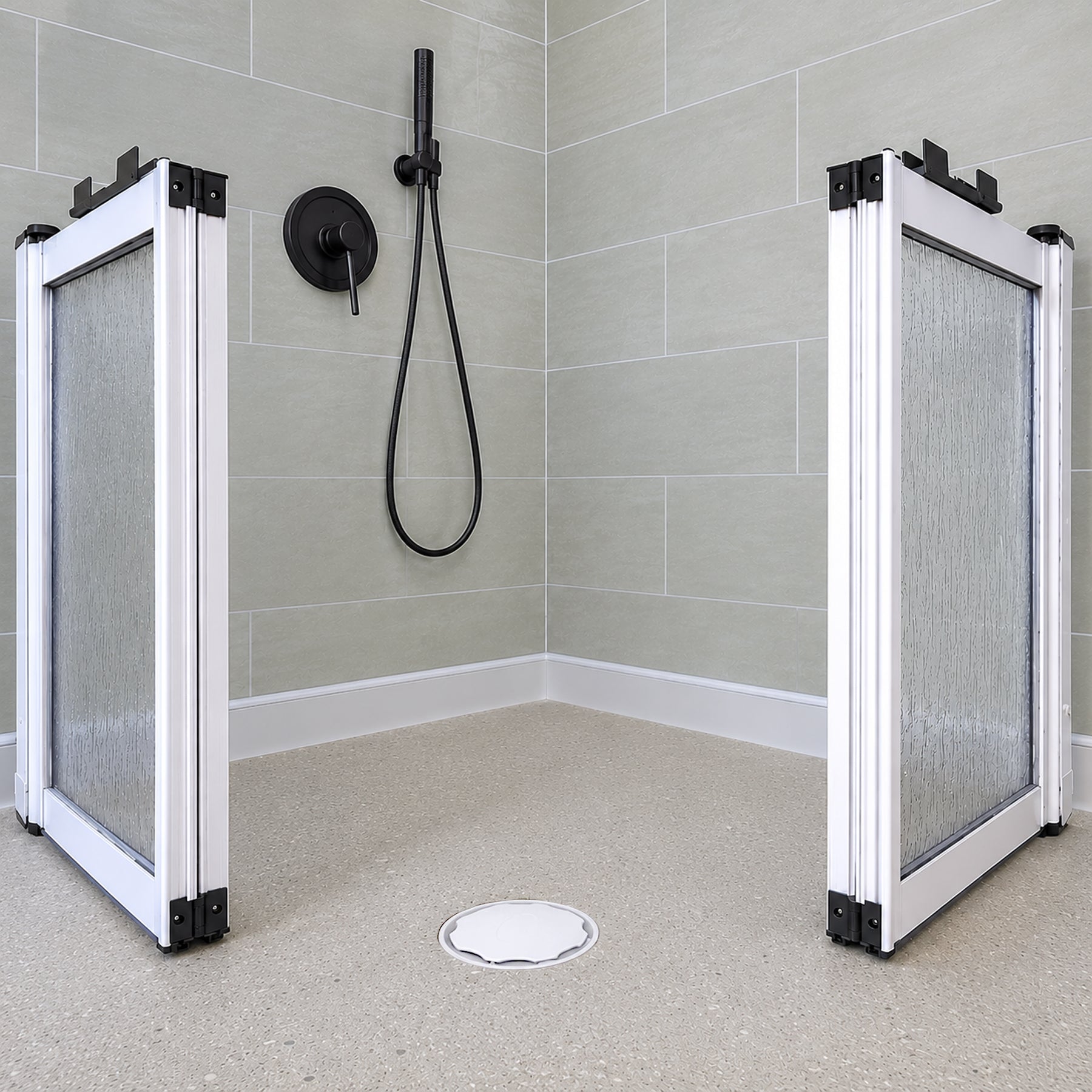 Wetroom shower tray for vinyl floor finishes